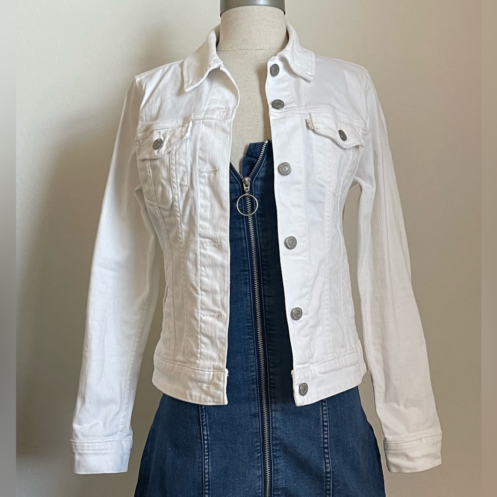 Levi's Classic White Jacket